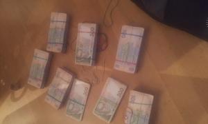 У Києві на хабарі затримали чиновника, причетного до розкрадання грошей на реабілітацію воїнів АТО 
