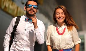 Ведучі тв-шоу «Орел та решка» святкують річницю весілля