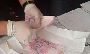 У Черкасах на хабарі попався заступник директора навчального закладу