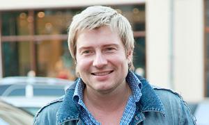 Микола Басков шокував публіку Сочі екстравагантним вбранням
