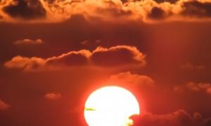 Учені з’ясували, що сонячне світло знищує рак