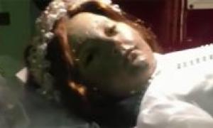 У Мексиці 300-річна мумія святої дівчинки відкрила очі 