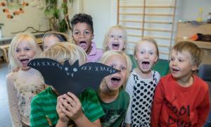Учені: шум заважає розвиткові мовлення в дітей