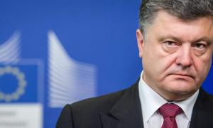 Порошенка роздратувало питання студента: Коли він відправить своїх дітей на війну? (відео)