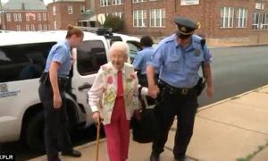 Поліція в США заарештувала 102-річну бабусю на її вимогу
