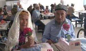 В Китаї одружилися 114-річна жінка і 71-річний чоловік