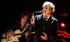 Боб Ділан отримав Нобелівську премію з літератури