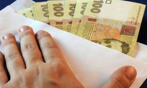 На Київщині затримано на хабарі начальника одного з відділів міграційної служби (відео)