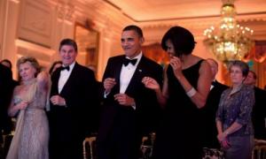 Барак і Мішель Обама на Хеллоуїн станцювали в Білому домі під хіт Майкла Джексона (відео)