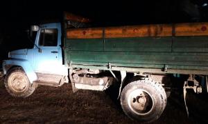 Неподалік кордону з Білоруссю прикордонники виявили автомобіль з телячими тушками