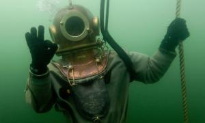 Кит ледь не проковтнув водолаза в Баренцевому морі (відео)