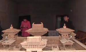 Китаєць побудував копію стародавнього храму з 15 тисяч паличок для їжі (відео)
