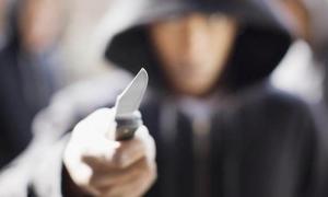 У Торонто група злочинців напала на юнака в метро з ножем