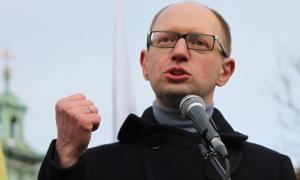 Журналіст, який звинуватив Яценюка у купівлі 24-х вілл, вибачився за «плітки з Маямі»