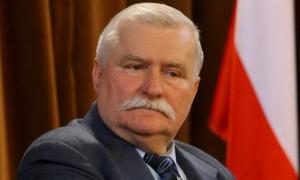 Валенса запропонував президенту Польщі Анджею Дуді подати у відставку
