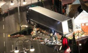 Водія вантажівки, який протаранив ярмарок в Берліні, вдалося затримати завдяки одному з постраждалих