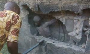 12-річний нігерійський хлопчик провів три дні «замурованим» у стіні