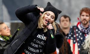 Співачку Мадонну можуть арештувати