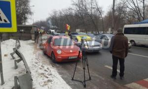 У Києві активісти блокують дороги в напрямку столиці