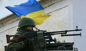 АТО: бої тривають, один український військовий поранений