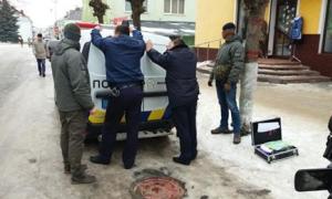На Львівщині затримано на хабарі трьох поліцейських