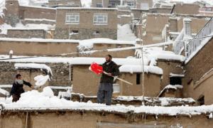 Від снігопаду в Афганістані та Пакистані загинули більше сотні людей