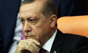 У Туреччині призначено дату конституційного референдуму про розширення президентських повноважень