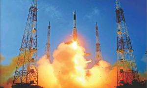 Індія встановила світовий рекорд запуску найбільшої кількості супутників 