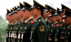 Китай планує збільшити військові витрати в 2017 році на 7%

