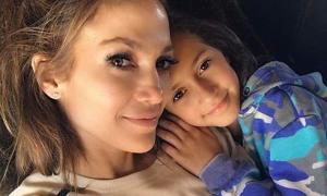 Дочка Дженніфер Лопес зростає копією мами