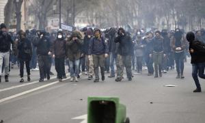 Париж: Протести через вбивство китайського громадянина поліцейськими тривають