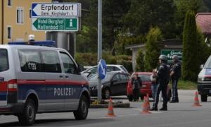 Невідомий злочинець захопив банк в Австрії