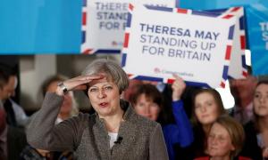Британія: консерватори втрачають більшість