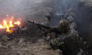 АТО: ворог активізував обстріли українських позицій з використанням важкого озброєння 