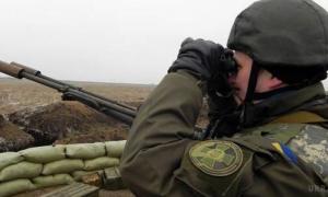 АТО: ворог продовжує обстрілювати українські позиції