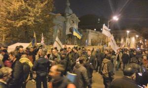 Спецпризначенні напали на табір активістів у Києві: є побиті та поранені