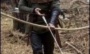 Рассел Кроу у реальному житті дотримується ролі Робіна Гуда