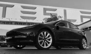 Tesla відкликає 123 тисячі автомобілів через загрозу корозії