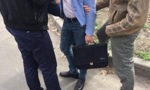 У Києві затримано на хабарі посадовця Укрзалізниці
