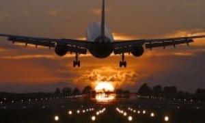 На Кіпрі пілотів продовжують сліпити лазером