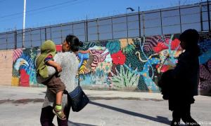 Влада США повернула понад 500 дітей мігрантів батькам