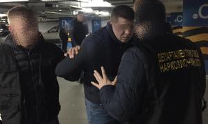 У Києві затримали озброєну групу наркоторговців