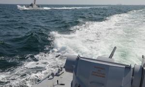 На відео "допиту", яке  оприлюднила ФСБ Росії, видно, що моряки читають текст