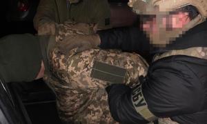 Українські військові збували  «списану» зброю та боєприпаси
