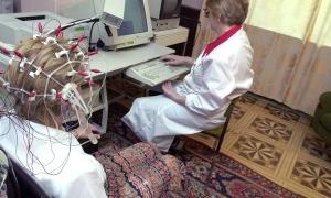 Запобігти інсульту може відмова від куріння, алкоголю та жирної їжі