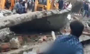 В Індії десятки людей загинули під дахом крематорію