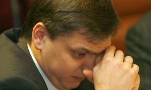 Депутати взялися за відставку міністра Павленка