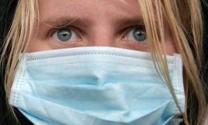 У Маріуполі невідомі в марлевих пов'язках увірвалися в офіс МТС