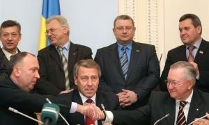 БЮТ погодився на відставку Тимошенко в обмін на збереження коаліції