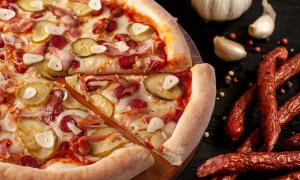 Ваш ідеальний вибір для доставки піци в Одесі: онлайн-ресторан "Вилки Палки"
